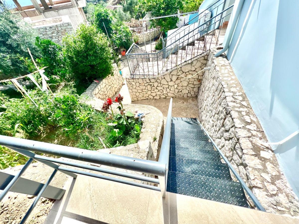 Coral Guesthouse Saranda Extérieur photo