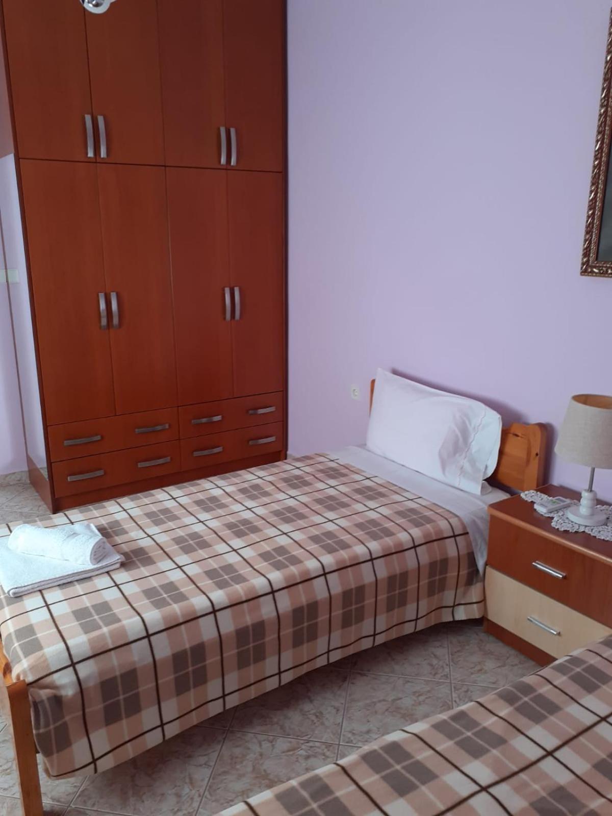 Coral Guesthouse Saranda Extérieur photo